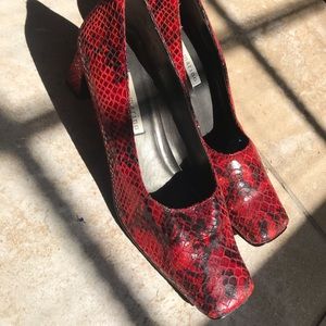 Ann Marino snake shoes with purse wallet